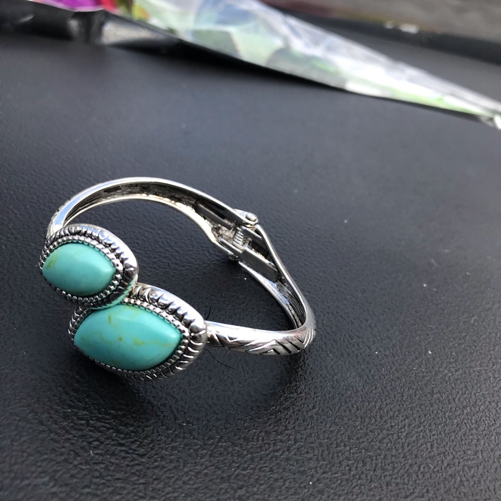 Hand bracelet - Picture 5 of 5